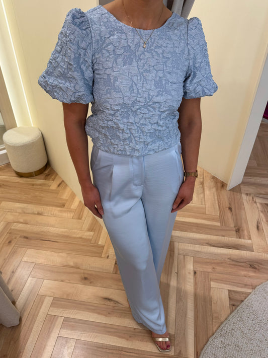 Gretchen blue bow top
