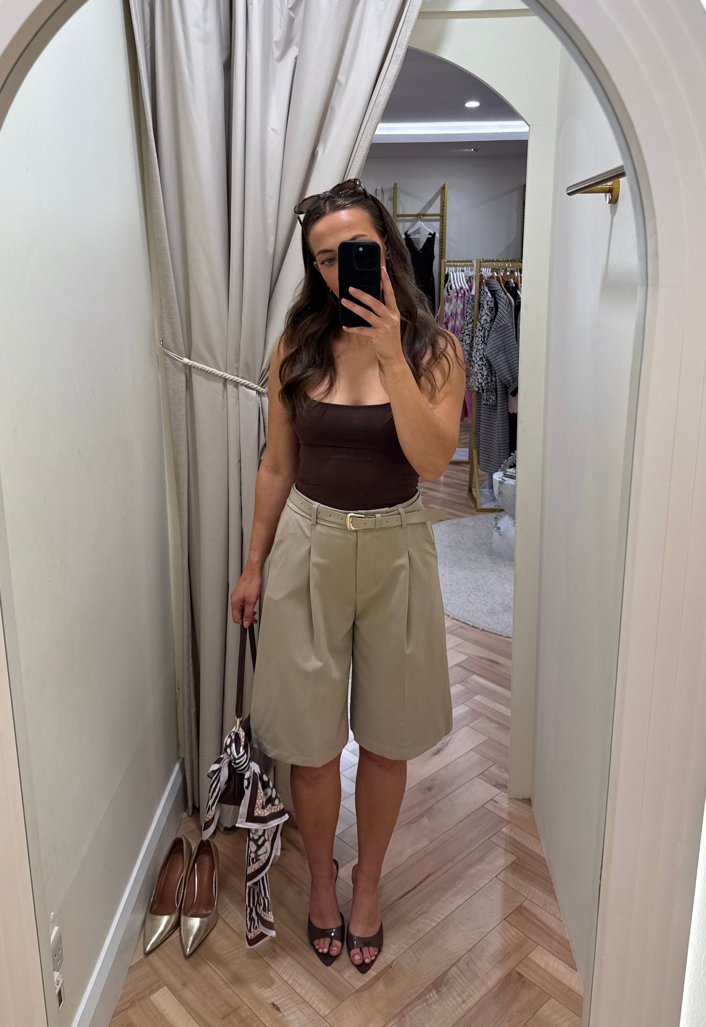 Kady Bermuda Shorts in Taupe