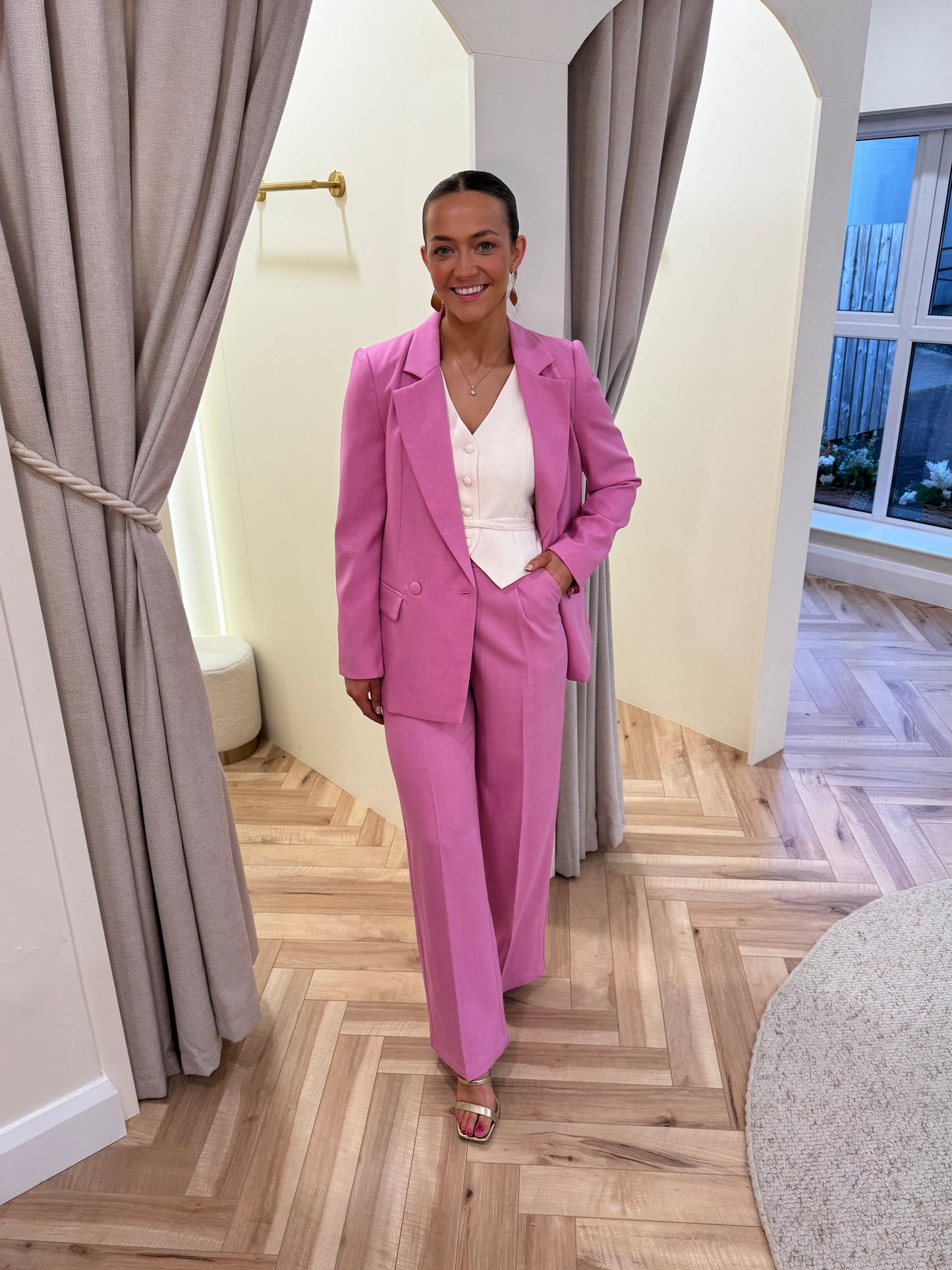 Elle blazer in Pink