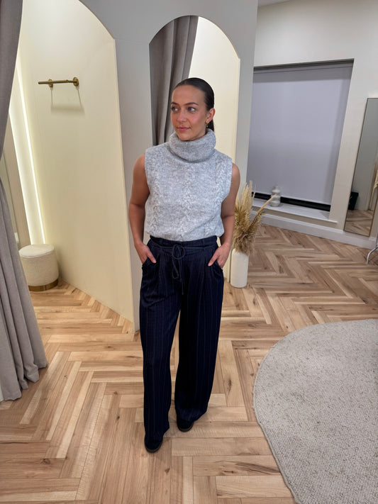 Iaalbertine Knit Vest in light grey melange