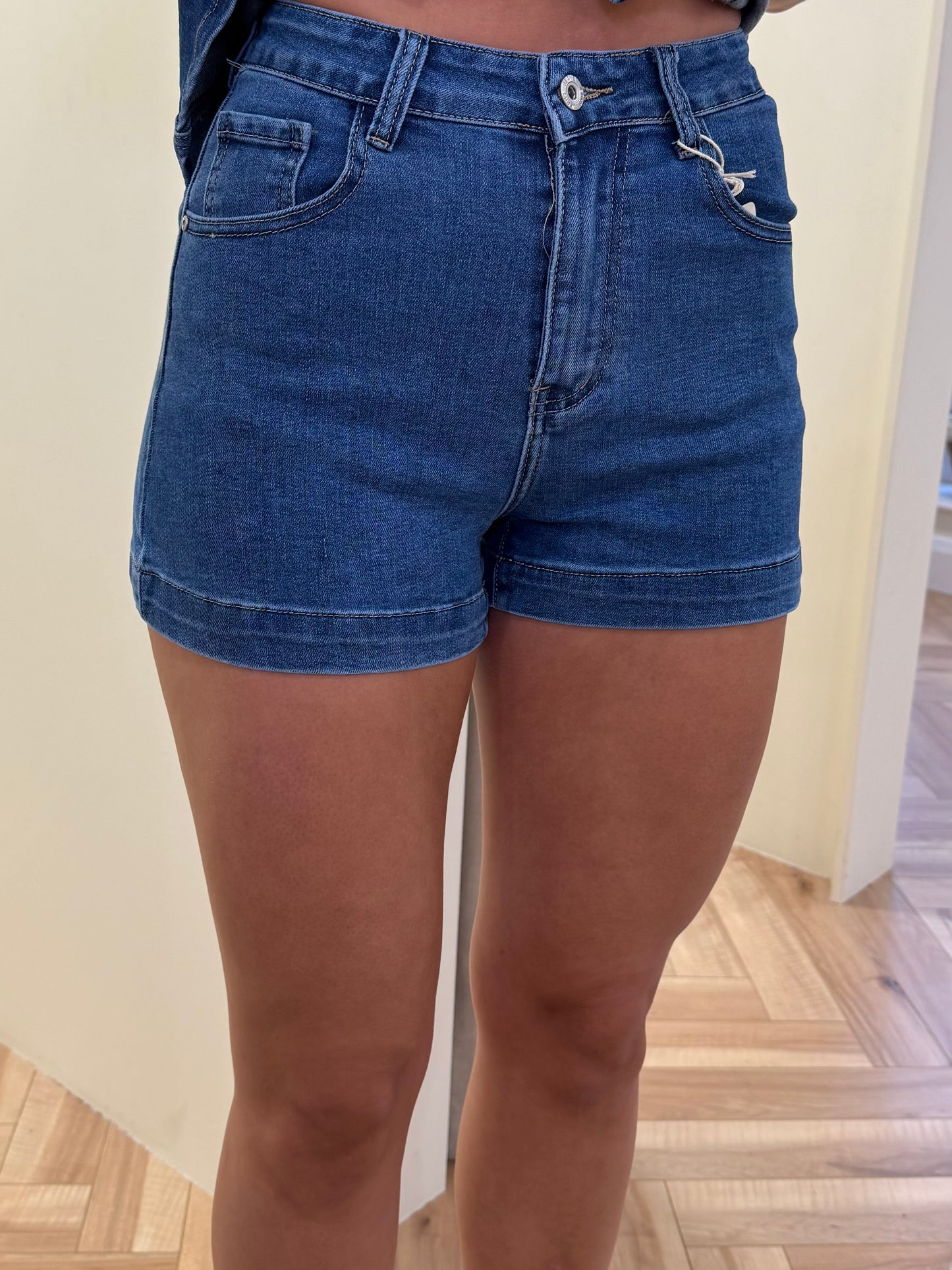 Mila high waist Denim Shorts