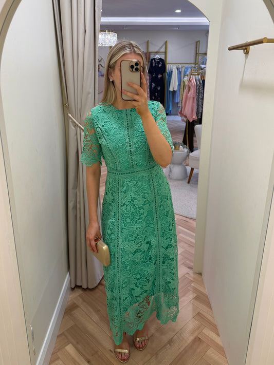 Elsa lace midi dress in green