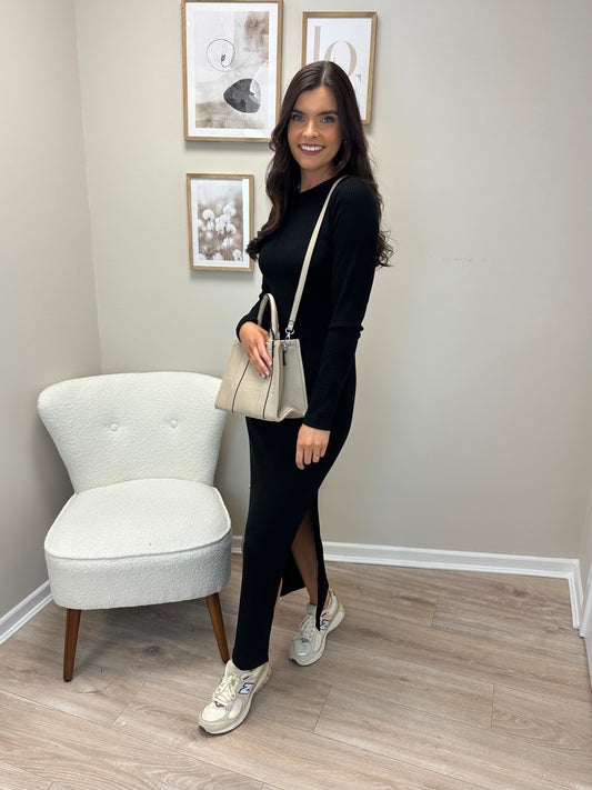 Vimaddie Long Sleeve Knit Maxi Dress