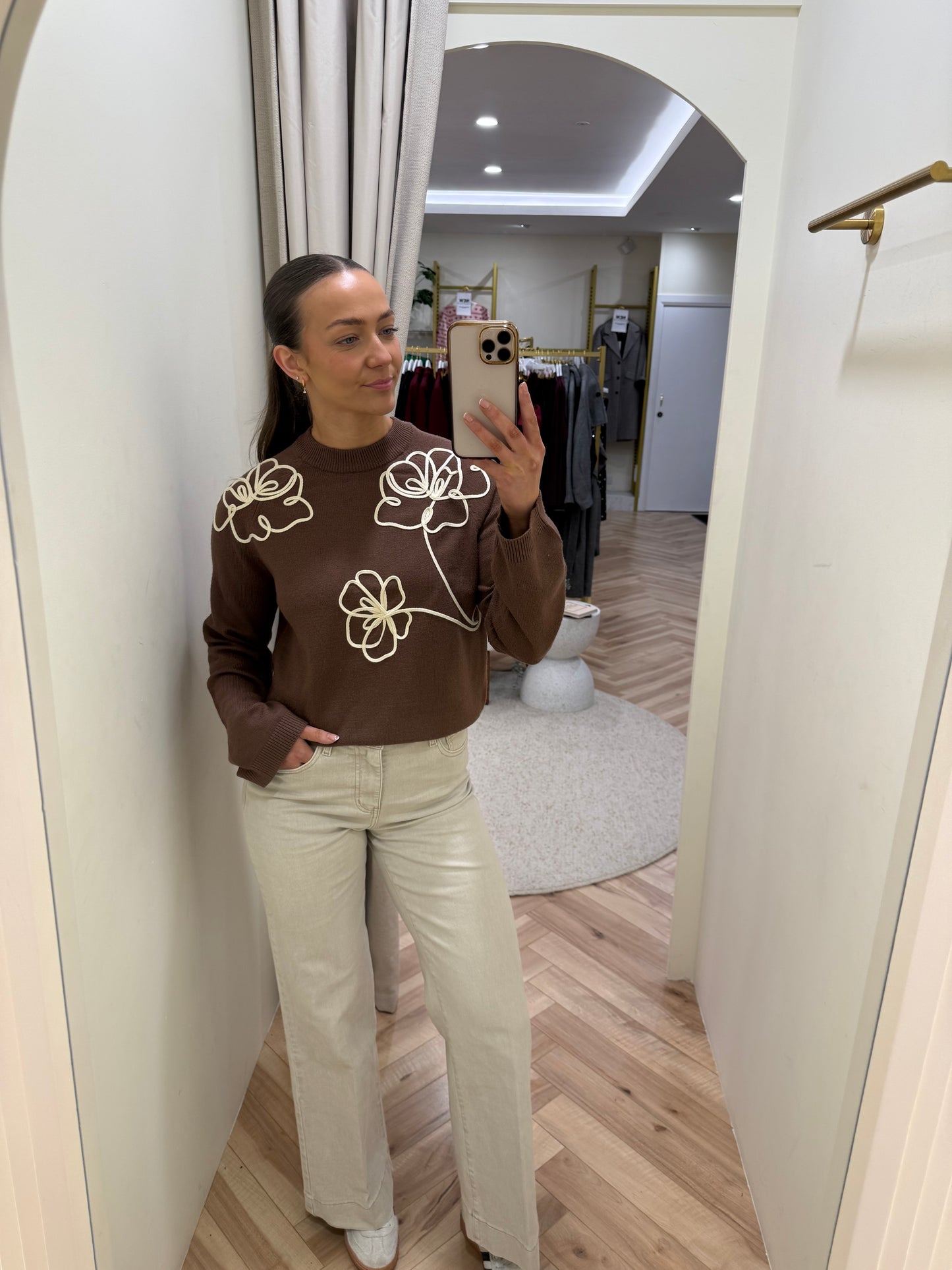 Laney Rubin Pullover in Cocoa Brown