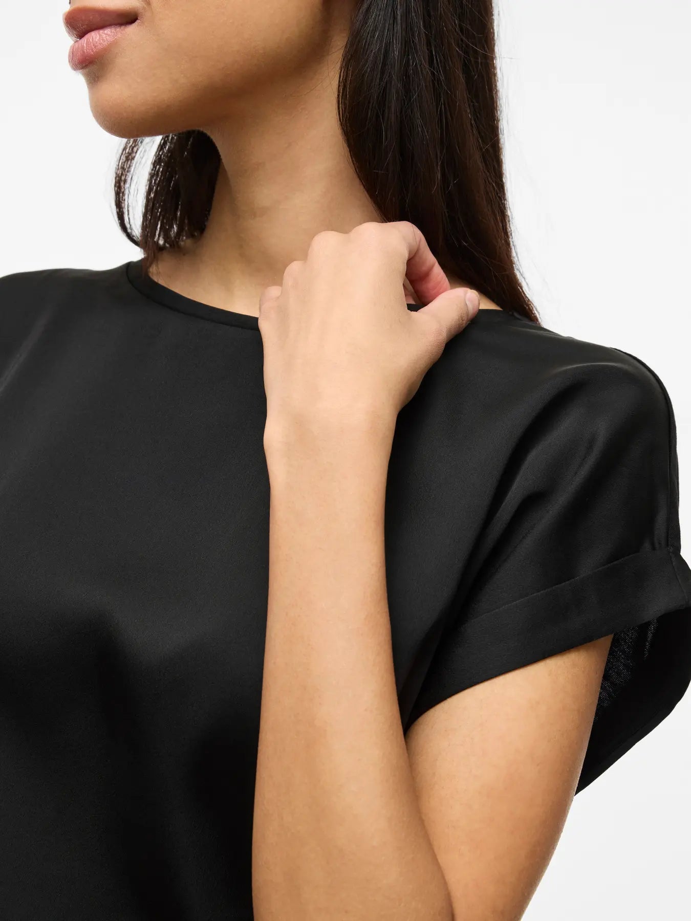 Viellette satin top in Black