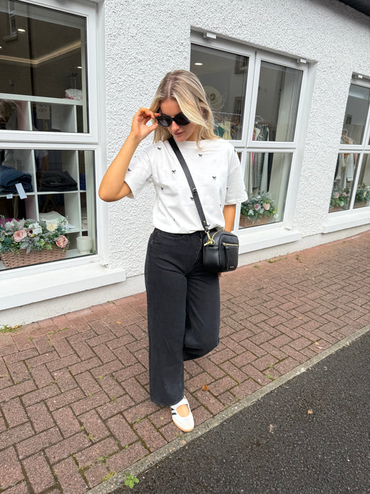 Vimonie bow T-shirt in white