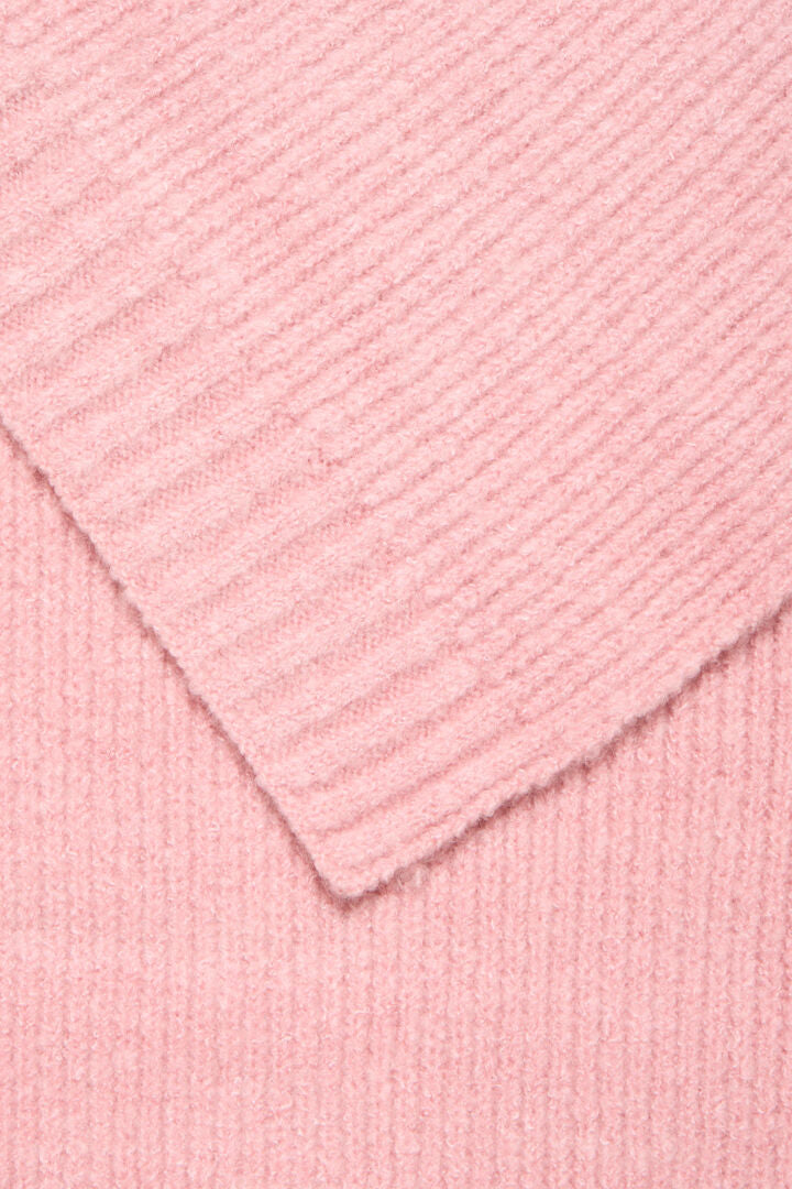 Ivo Scarf in Pink