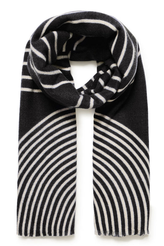 Lana Scarf in Black