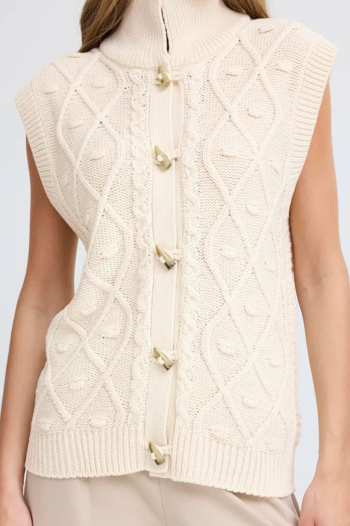 Ihdestan Knit Waistcoat in Sandshell