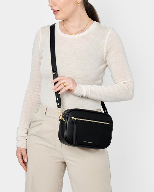 Hallie Crossbody Bag in Black