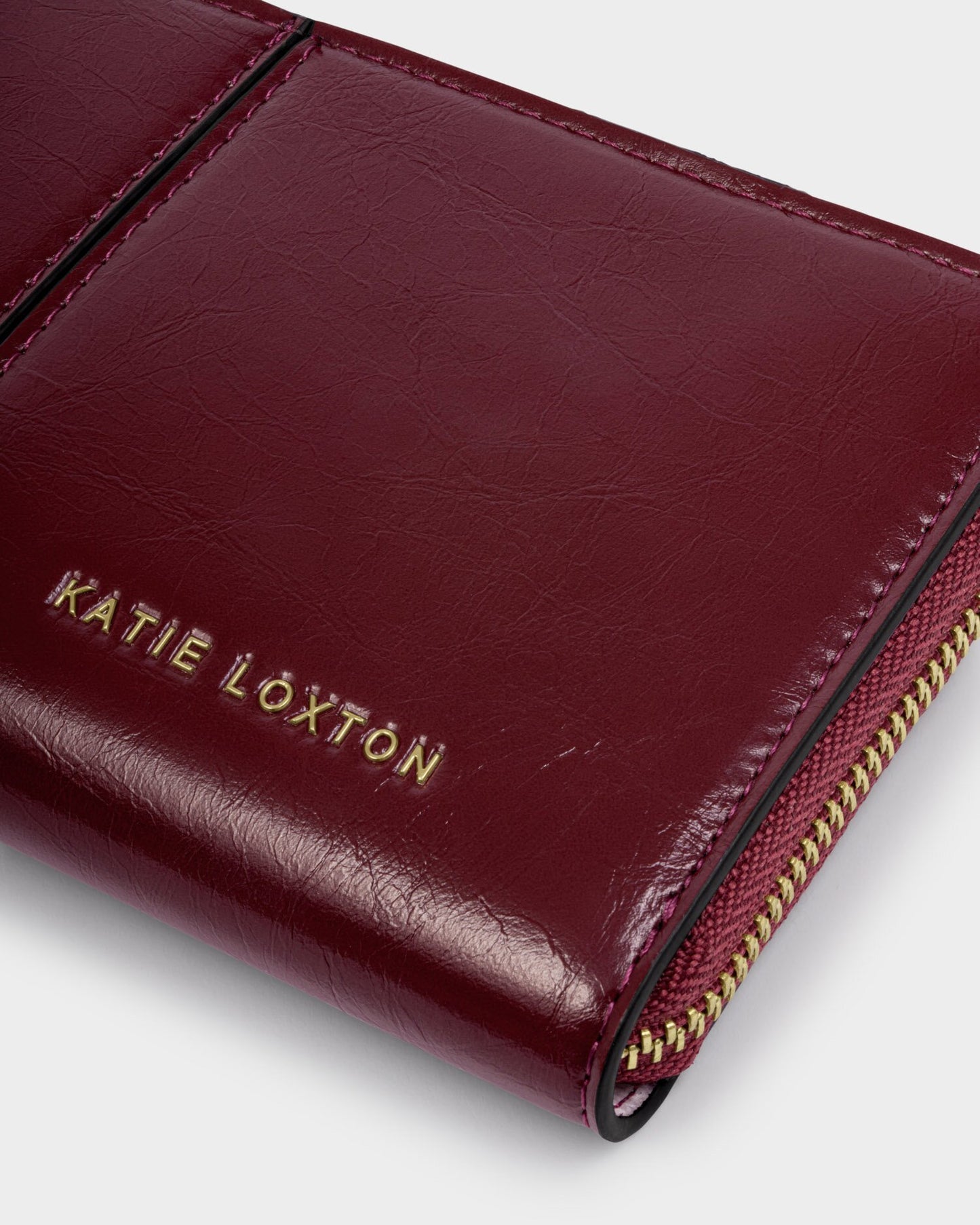 Laila large Purse in Cherry Crackle Patent