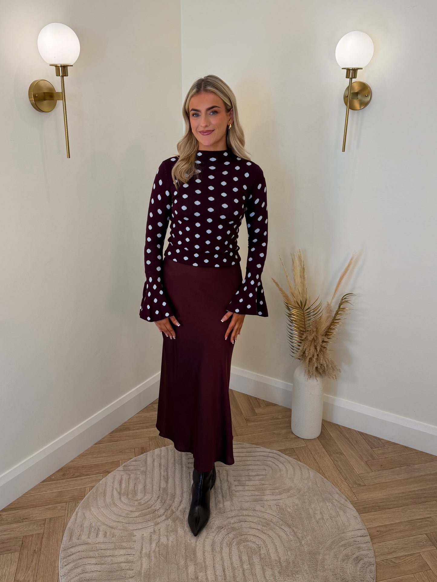 Viellette Satin Skirt in Burgundy