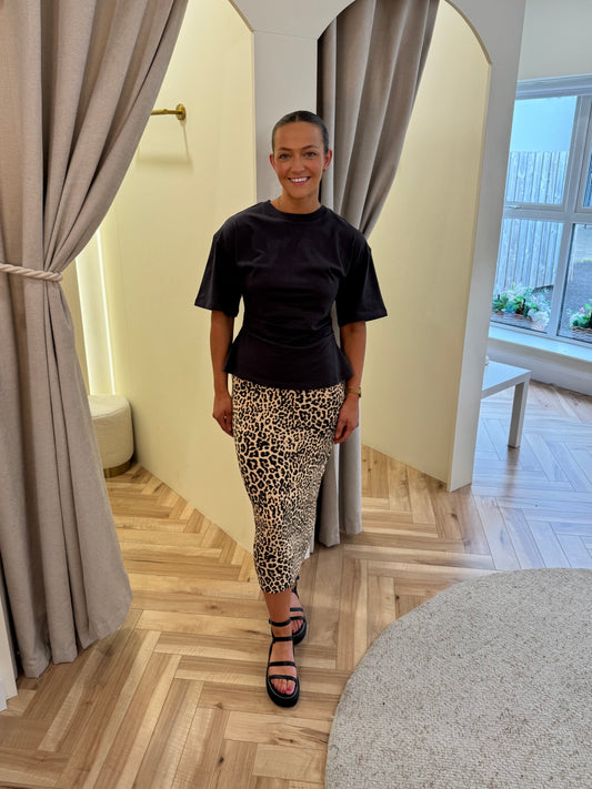NM Avery leopard midi skirt