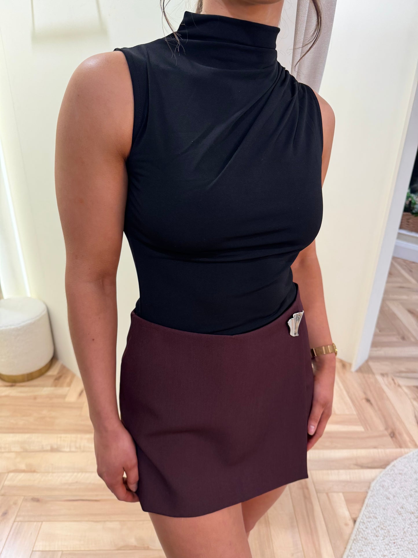 Jasmine Tailored Skort in Burgundy