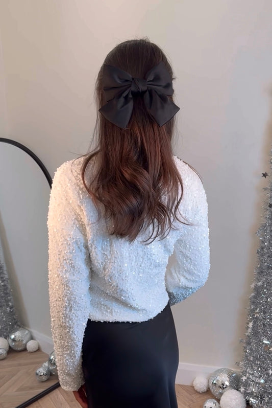 Black bow hair clip