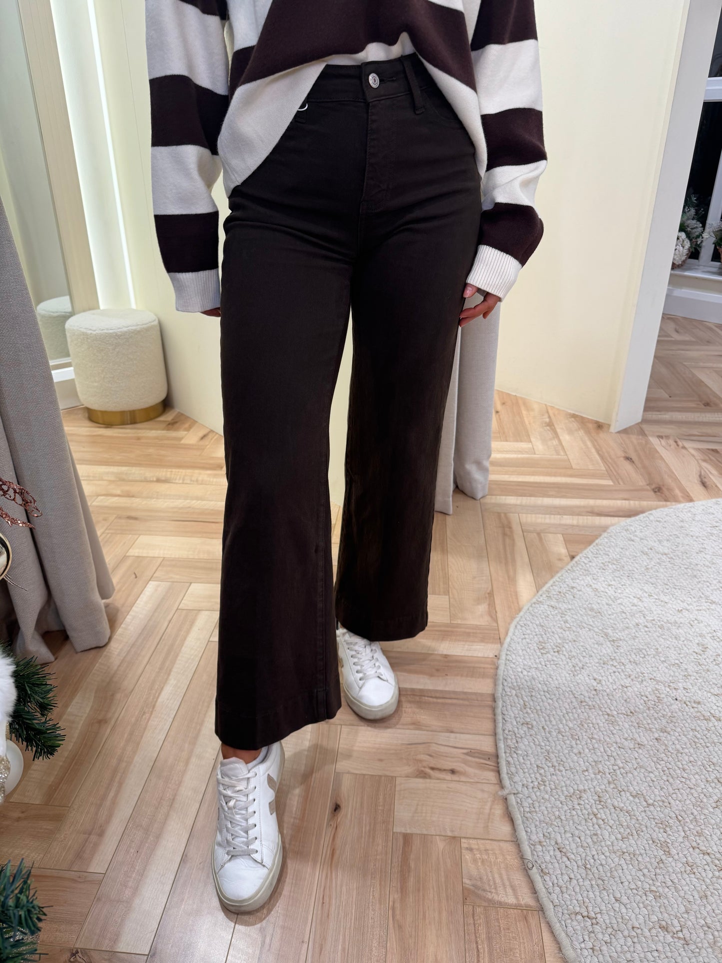 Vienna cropped jeans in chocolate brown