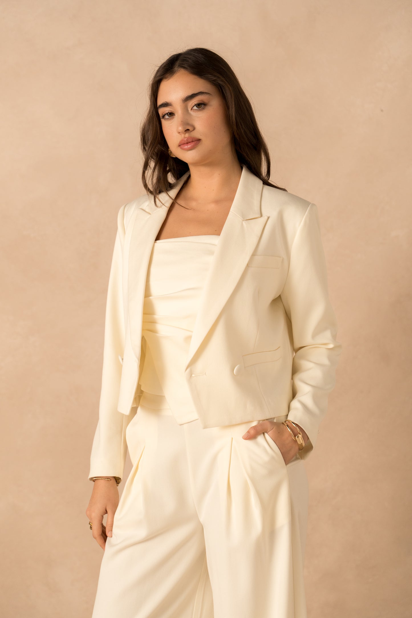 Leah Cropped Blazer in butter yellow
