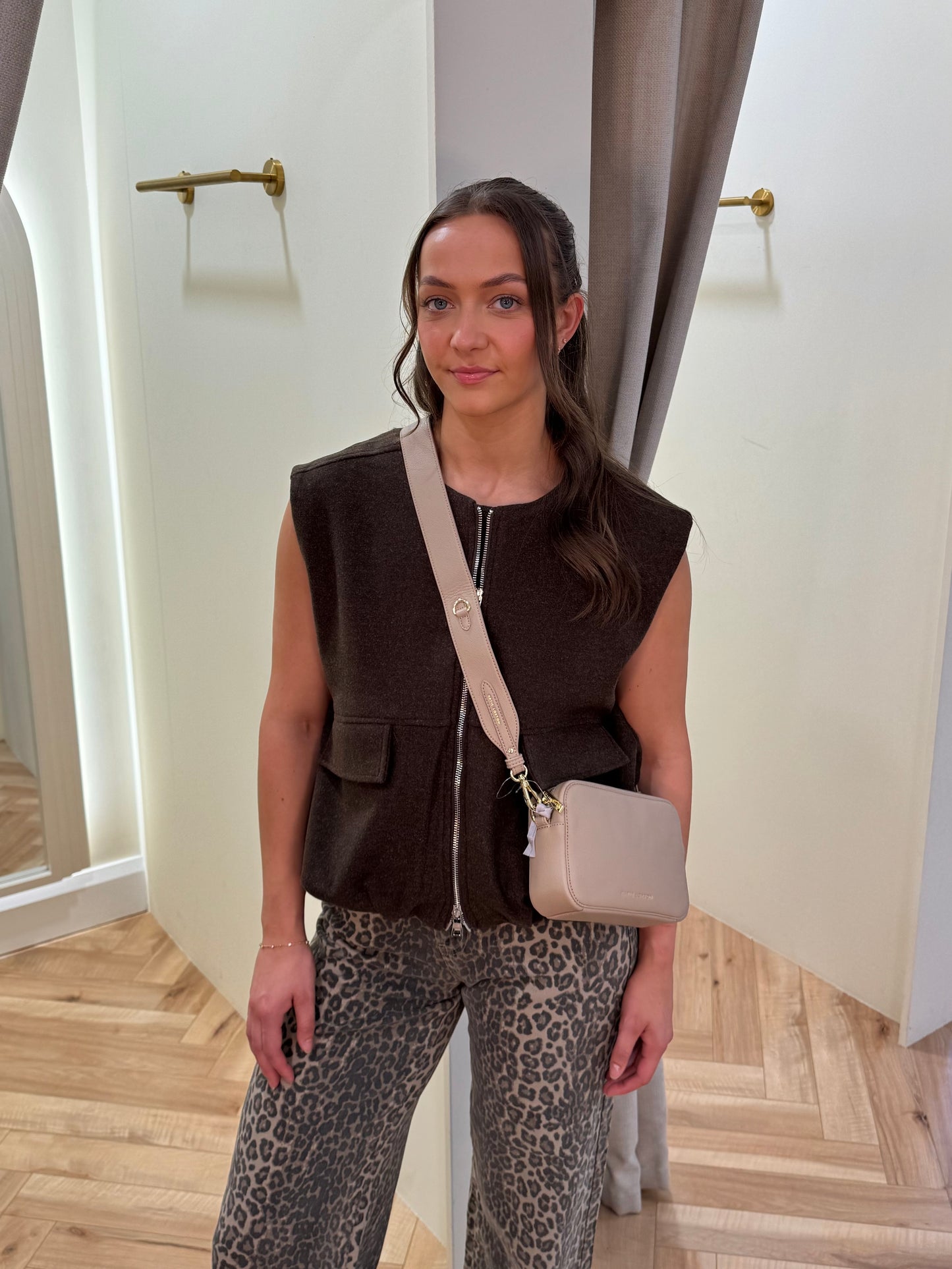 Jayla Sleeveless Jacket on Brown