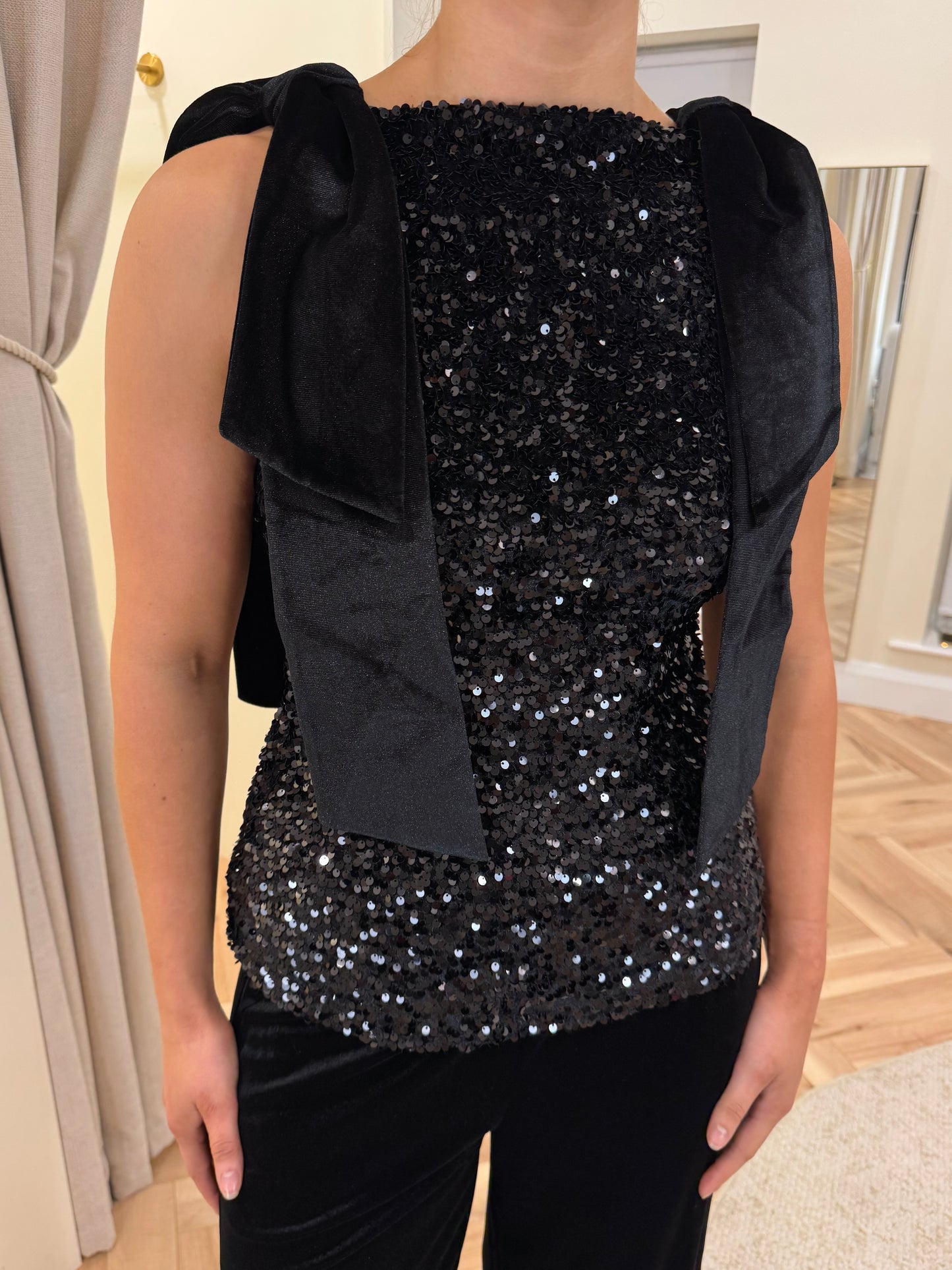 Kate Sequin Bow Detail Top in Black