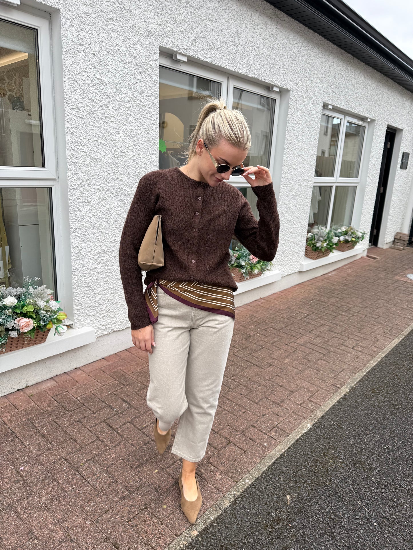 Ihkamara Cardigan in Chicory Coffee