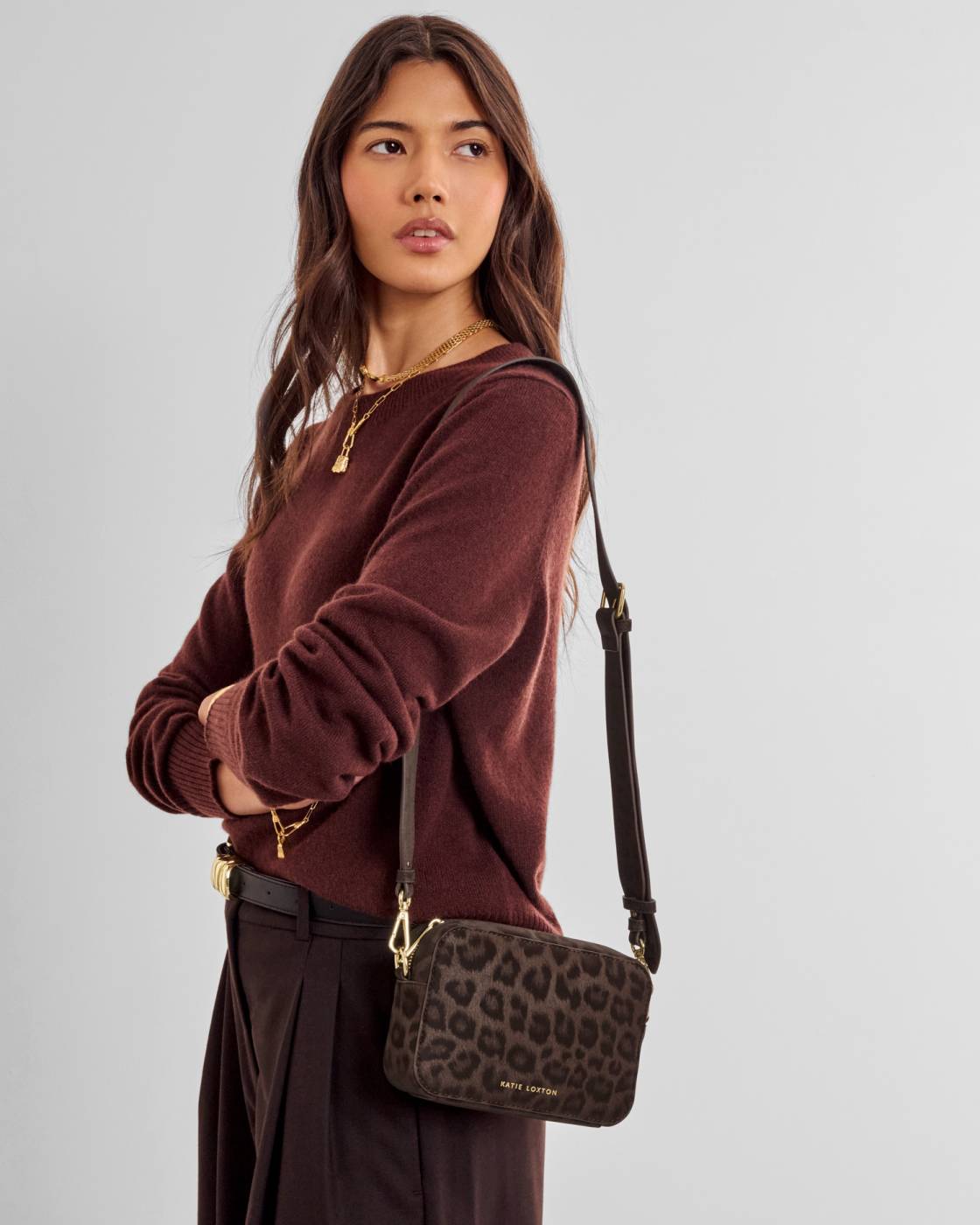 Avery Small Crossbody Bag in leopard