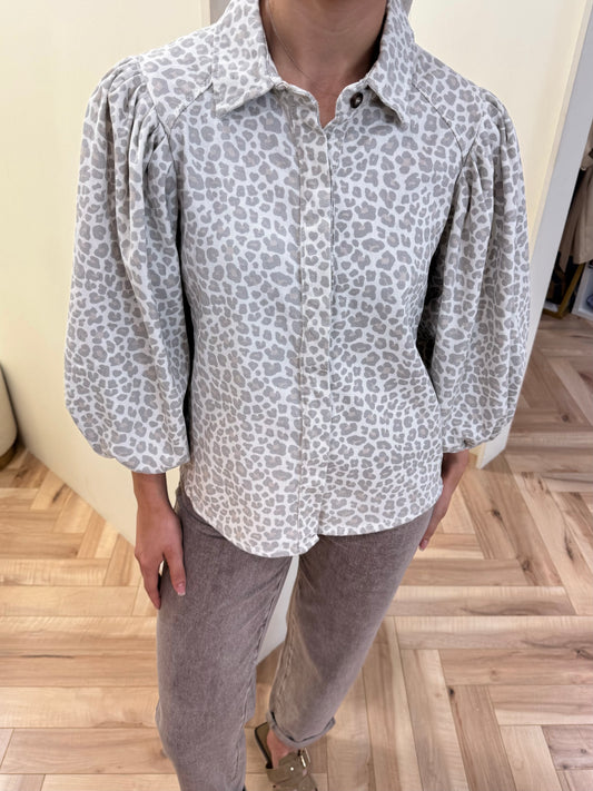 Lia Shirt - Leopard Print