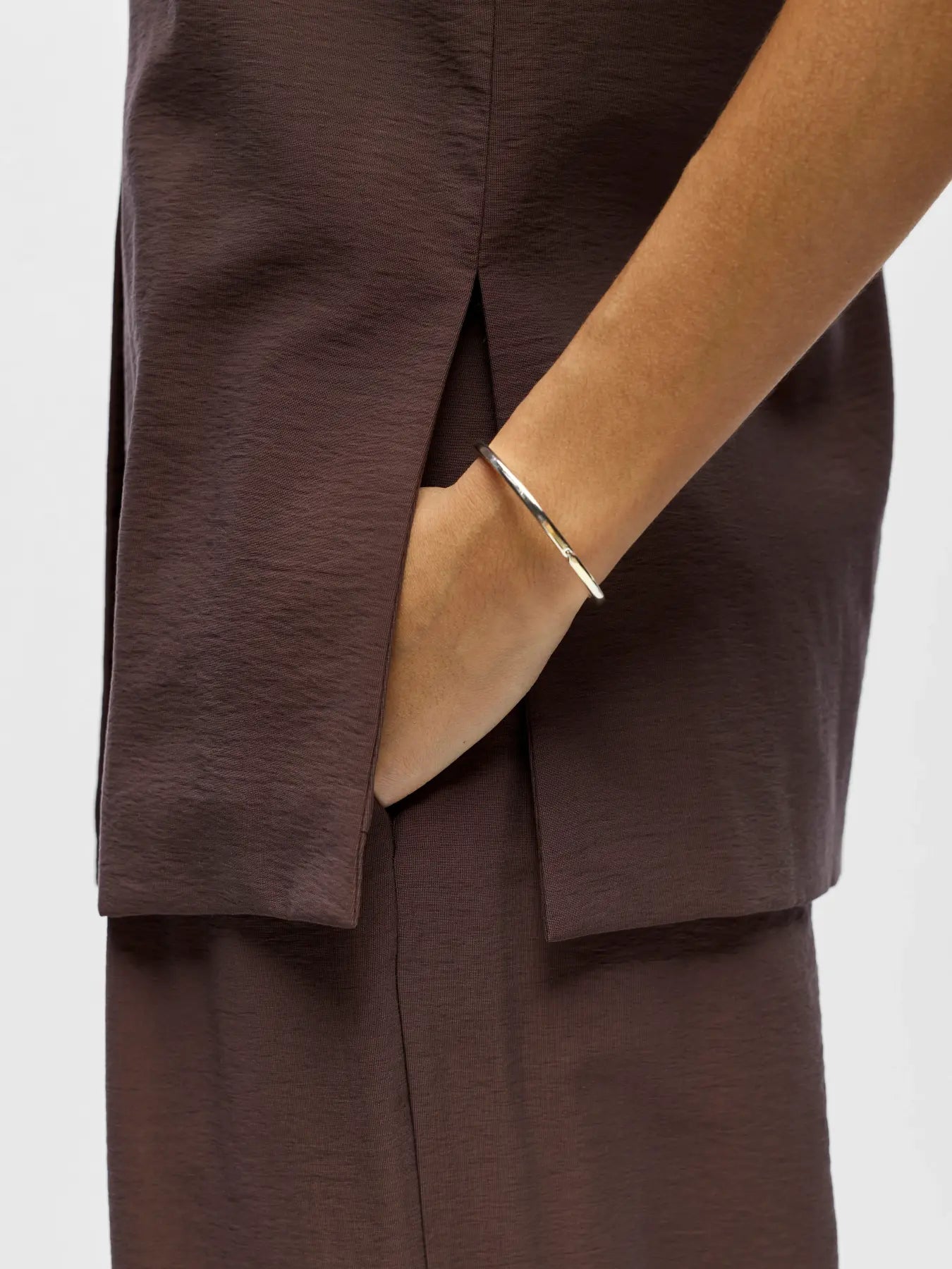 Isla waistcoat in brown