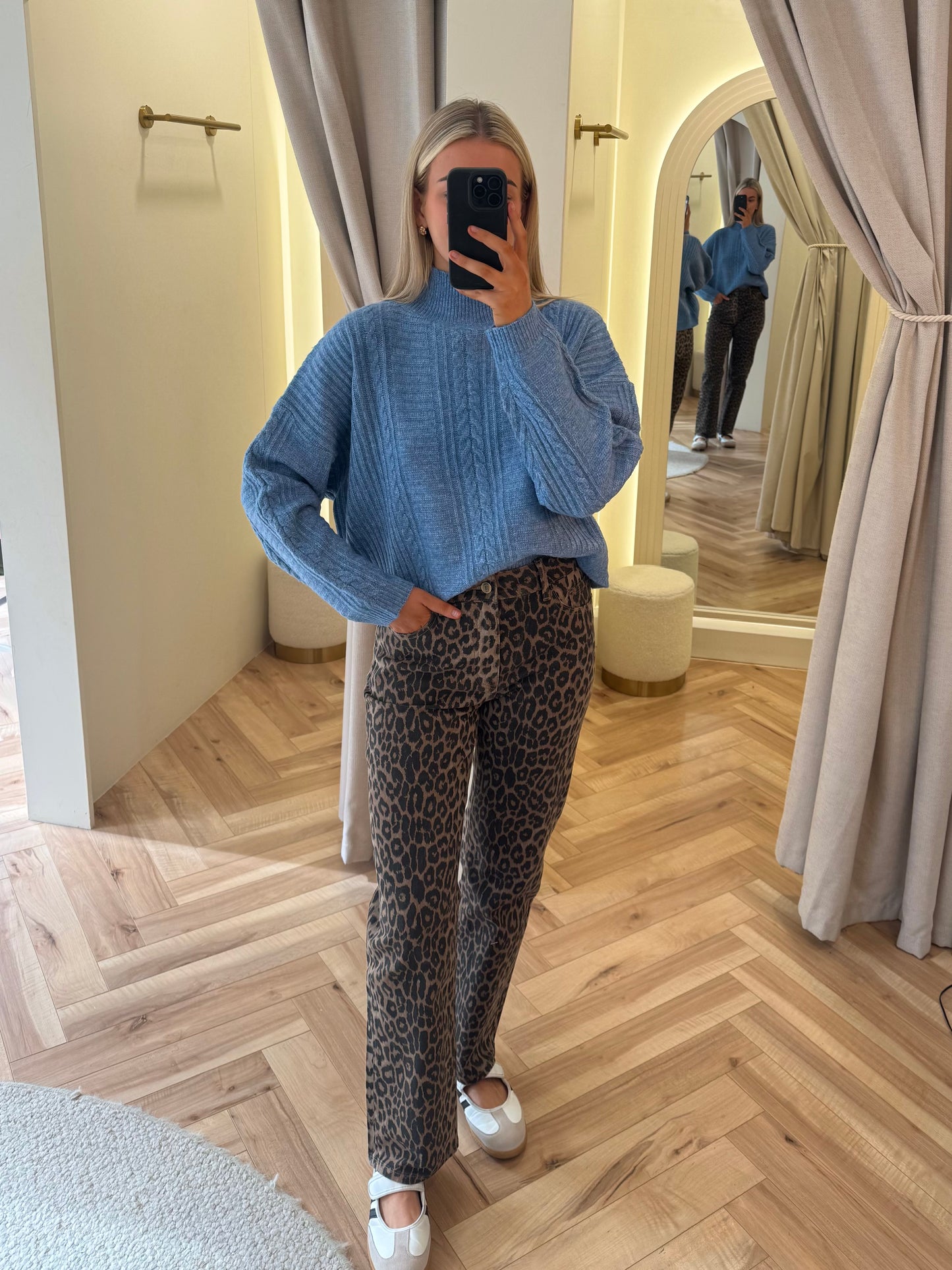 Ihmylle Pullover in Allure Blue
