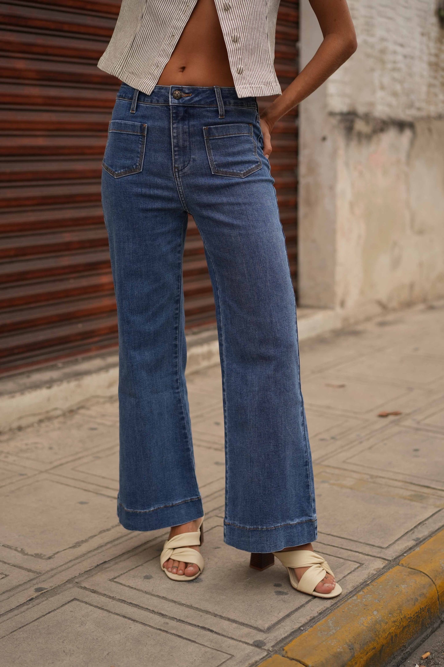 Gasparette Cropped Jeans in Medium Blue