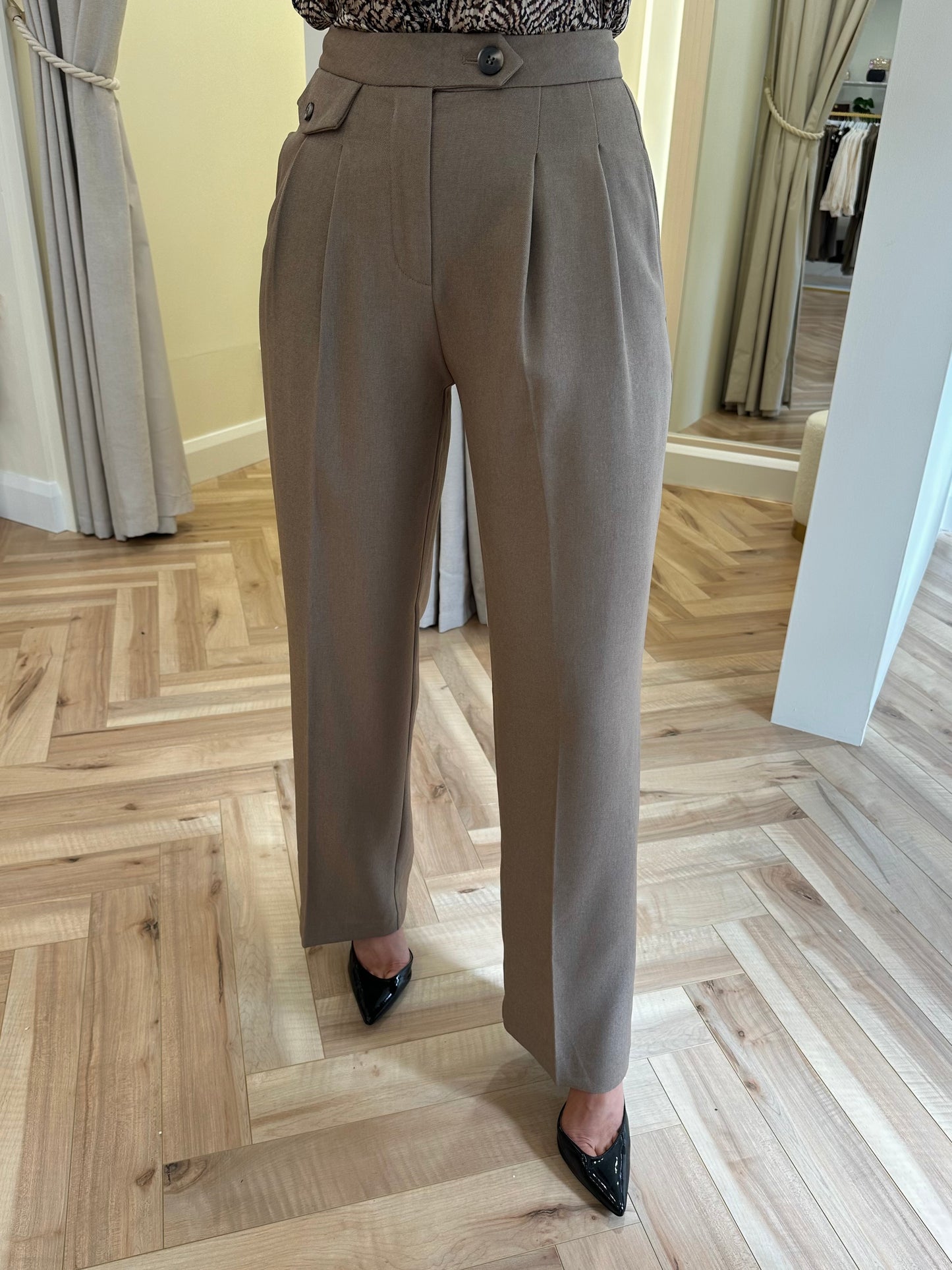 Viselma Trousers in Fossil