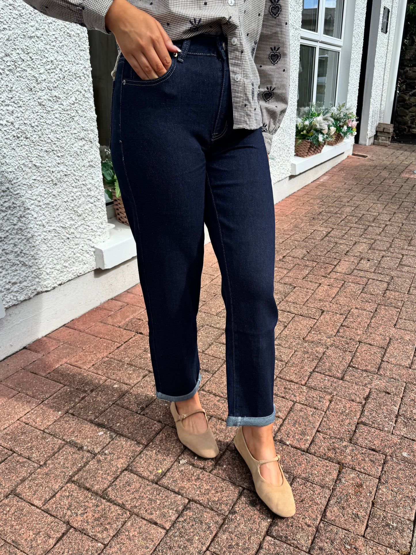 Leesa Mom jeans in Dark Denim