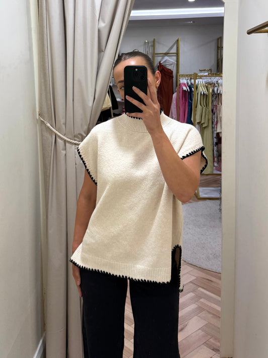 Iaberta knit vest