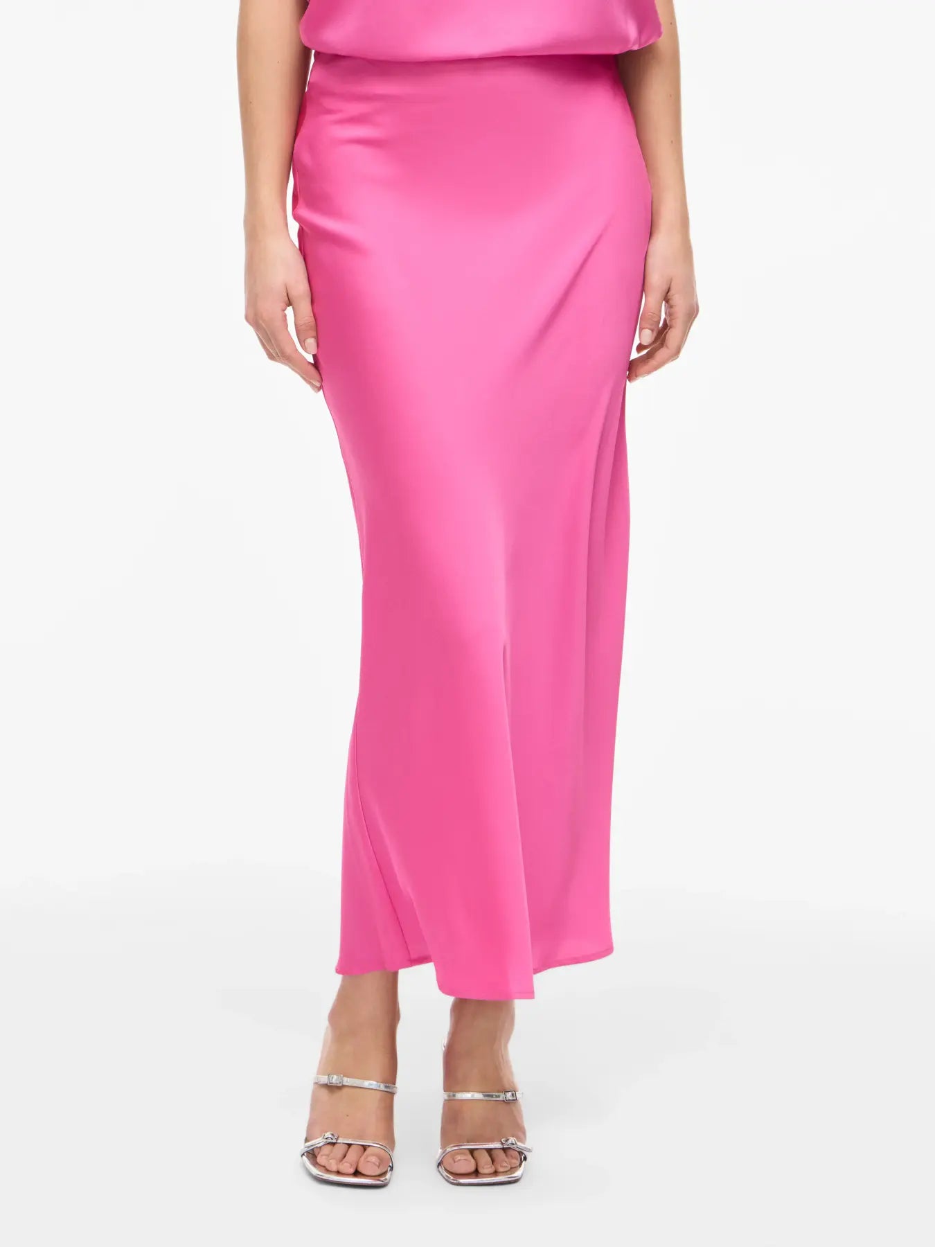 Viellette satin skirt in Fiji Pink