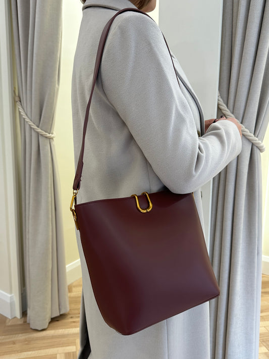 Burgundy bucket bag