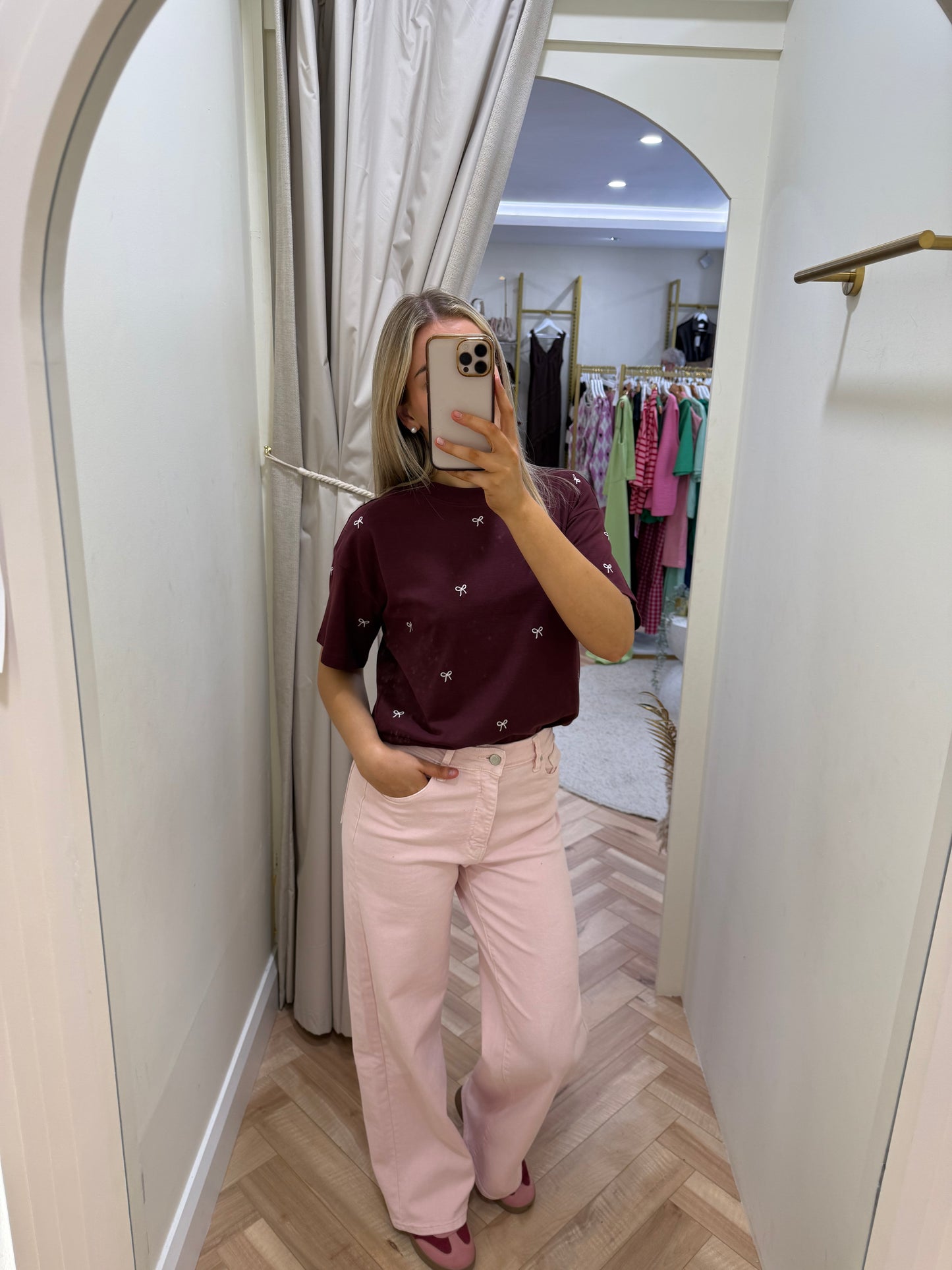 Vimonie bow T-shirt in burgundy