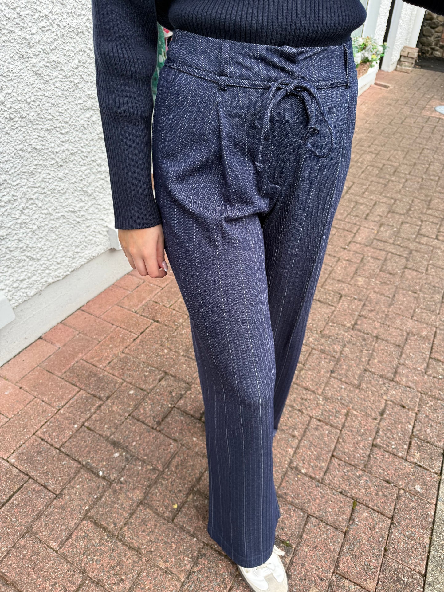 Ihkate Trousers in Dark Blue Jacquard Stripe