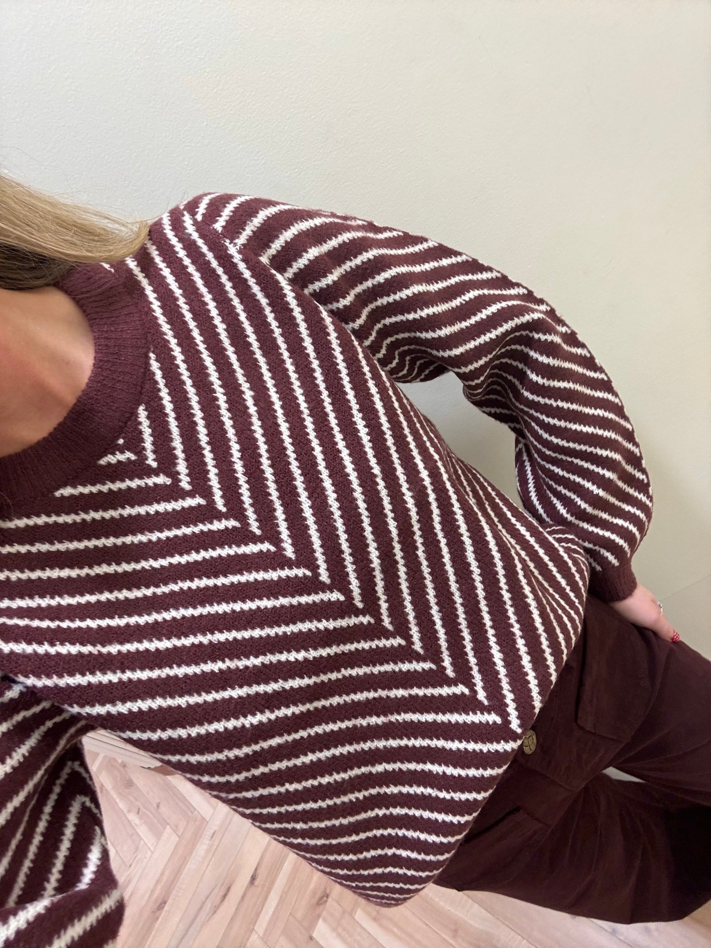 Vikhaia jumper in fig