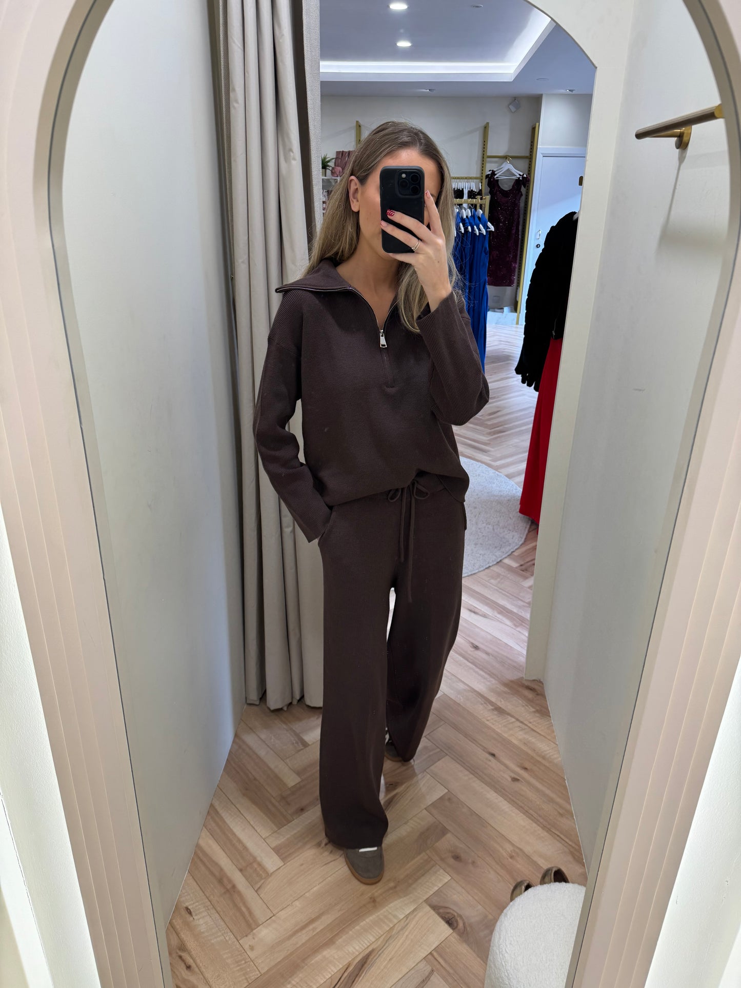 Tia chocolate knit set