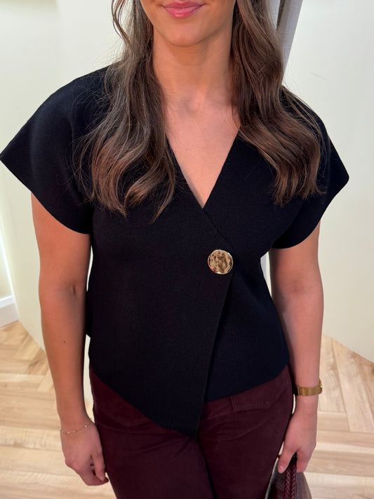 Kyla top in black