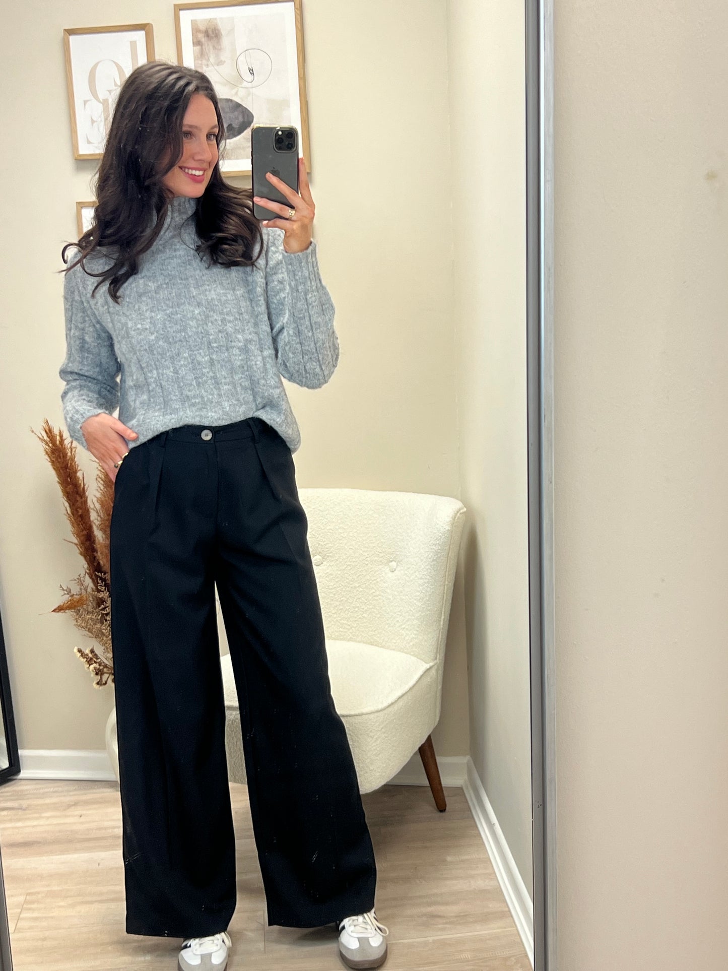 Tailored Wide Leg Trousers in Black