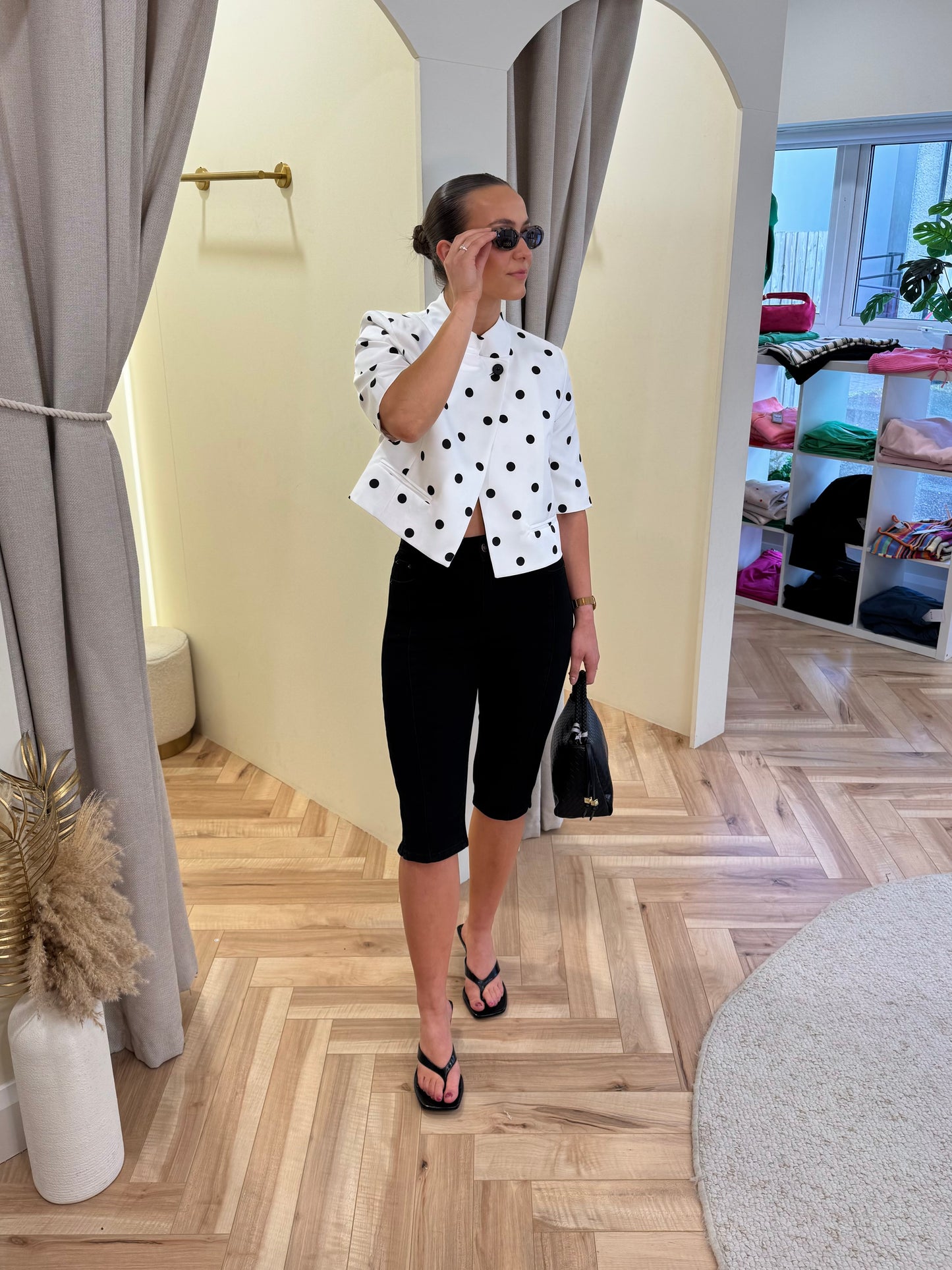 Lucy Capri trousers in Black Denim