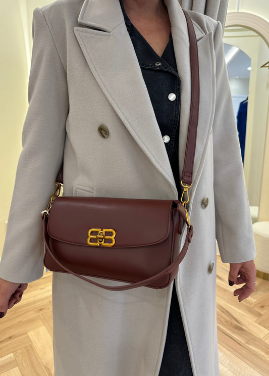 Burgundy B shoulder bag