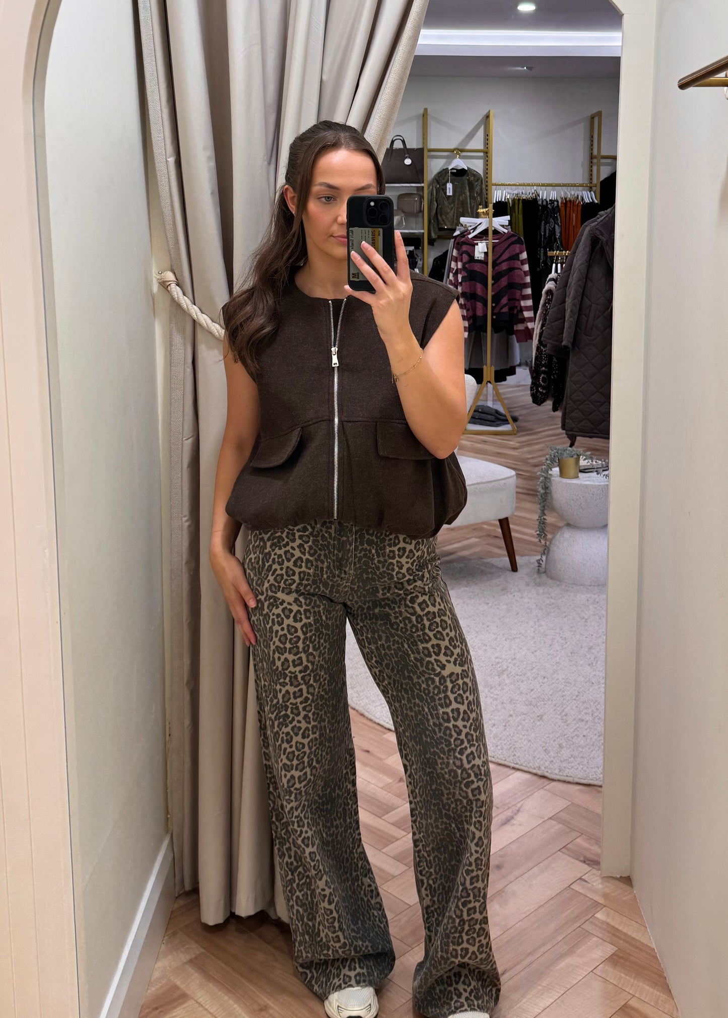 Jayla Sleeveless Jacket on Brown