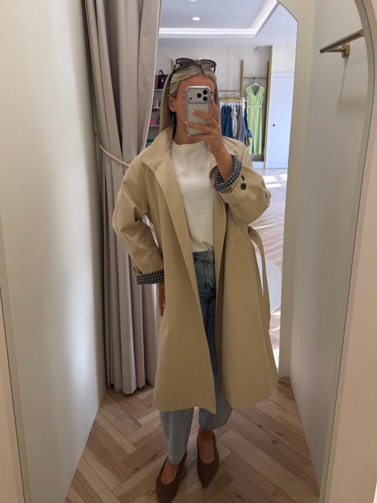 Jamie Trench Coat in Beige