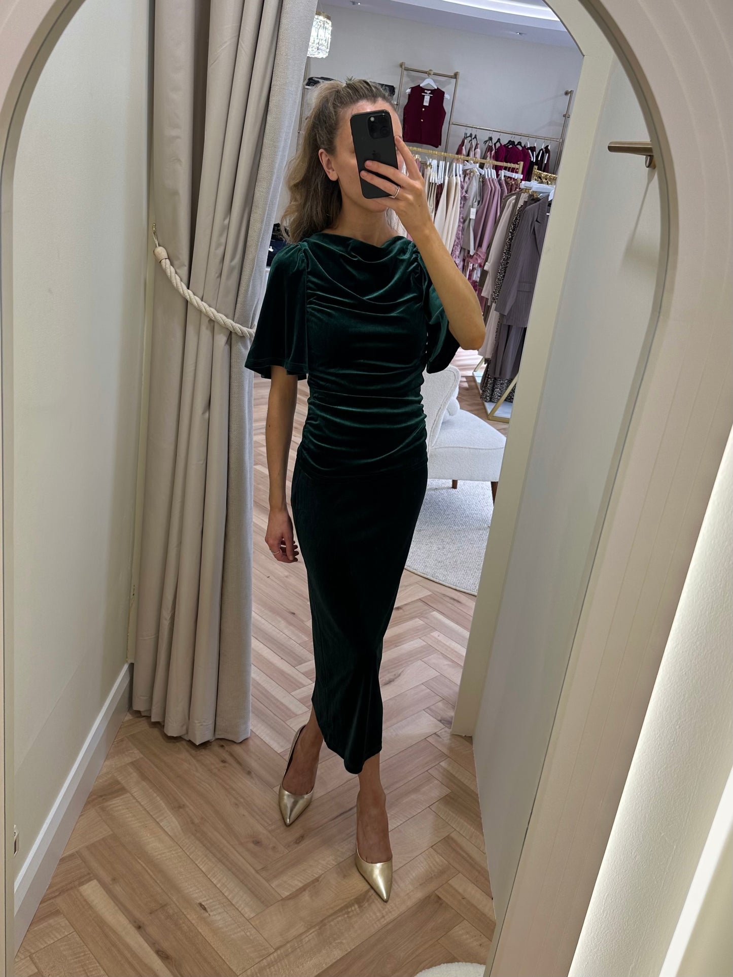 Vivelma Velour Top in Green