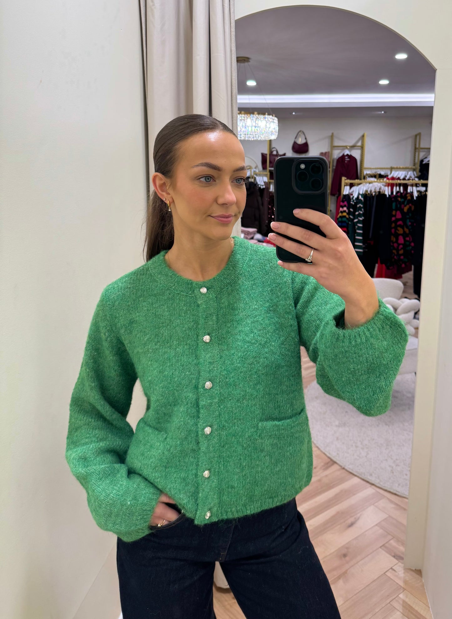 Saggia Cardigan in Medium Green