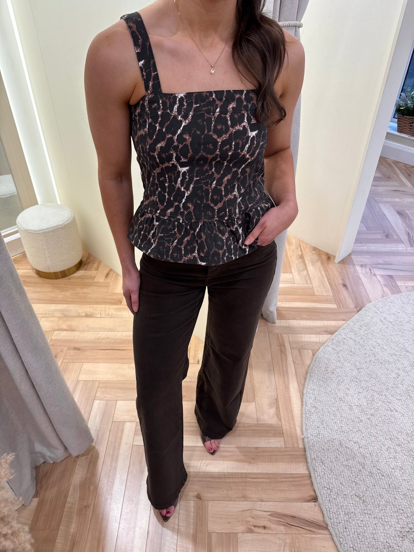 Ihbrokes denim leopard top