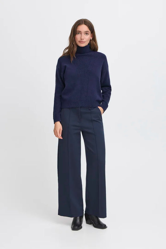 Ihdasila Pullover in Patriot Blue