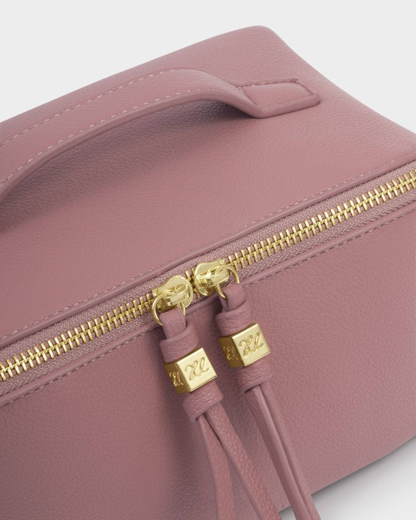 Soho Medium Make up/Wash Bag in Deep Rose