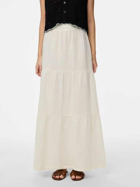 Sikka Maxi skirt in Cloud Dancer